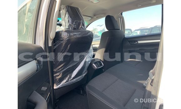 Buy Import Toyota Hilux White Car in Import - Dubai in Region of Bouenza Buy Import Toyota Hilux White Car in Import - Dubai in Region of Bouenza