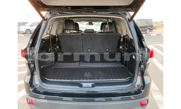 Buy Import Toyota Highlander Black Car in Import - Dubai in Region of Bouenza Buy Import Toyota Highlander Black Car in Import - Dubai in Region of Bouenza