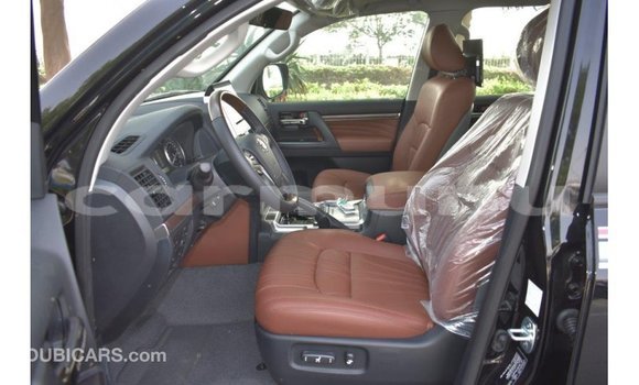 Buy Import Toyota Land Cruiser Black Car in Import - Dubai in Region of Bouenza Buy Import Toyota Land Cruiser Black Car in Import - Dubai in Region of Bouenza