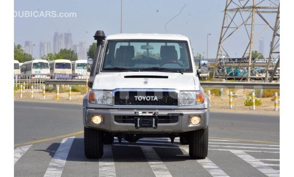 Buy Import Toyota Land Cruiser Other Car in Import - Dubai in Region of Bouenza Buy Import Toyota Land Cruiser Other Car in Import - Dubai in Region of Bouenza