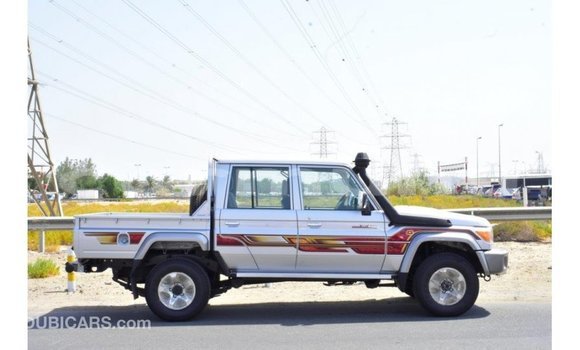 Buy Import Toyota Land Cruiser Other Car in Import - Dubai in Region of Bouenza Buy Import Toyota Land Cruiser Other Car in Import - Dubai in Region of Bouenza