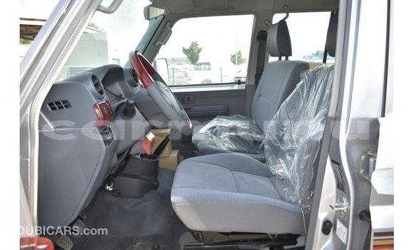 Buy Import Toyota Land Cruiser Other Car in Import - Dubai in Region of Bouenza Buy Import Toyota Land Cruiser Other Car in Import - Dubai in Region of Bouenza
