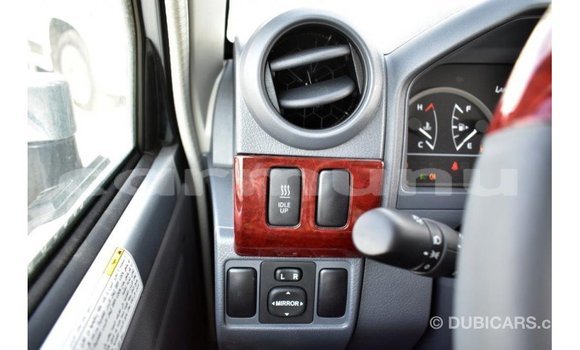 Buy Import Toyota Land Cruiser Other Car in Import - Dubai in Region of Bouenza Buy Import Toyota Land Cruiser Other Car in Import - Dubai in Region of Bouenza