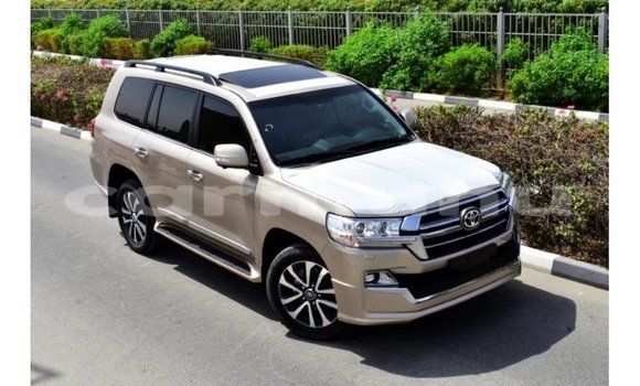Buy Import Toyota Land Cruiser Other Car in Import - Dubai in Region of Bouenza Buy Import Toyota Land Cruiser Other Car in Import - Dubai in Region of Bouenza