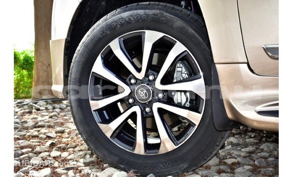 Buy Import Toyota Land Cruiser Other Car in Import - Dubai in Region of Bouenza Buy Import Toyota Land Cruiser Other Car in Import - Dubai in Region of Bouenza