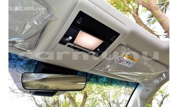 Buy Import Toyota Land Cruiser White Car in Import - Dubai in Region of Bouenza Buy Import Toyota Land Cruiser White Car in Import - Dubai in Region of Bouenza