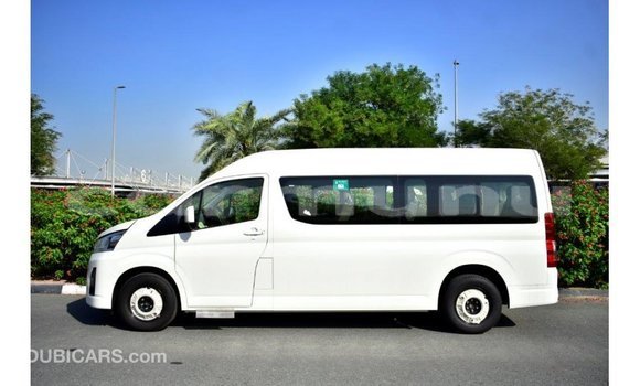 Buy Import Toyota Hiace White Car in Import - Dubai in Region of Bouenza Buy Import Toyota Hiace White Car in Import - Dubai in Region of Bouenza