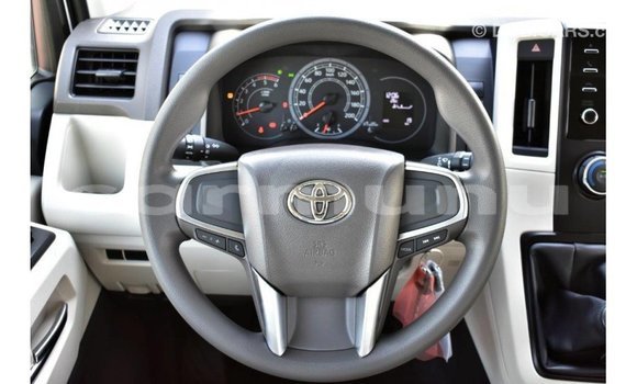 Buy Import Toyota Hiace White Car in Import - Dubai in Region of Bouenza Buy Import Toyota Hiace White Car in Import - Dubai in Region of Bouenza