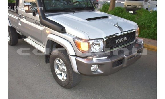 Buy Import Toyota Land Cruiser Other Car in Import - Dubai in Region of Bouenza Buy Import Toyota Land Cruiser Other Car in Import - Dubai in Region of Bouenza