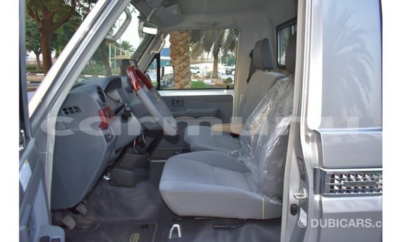 Buy Import Toyota Land Cruiser Other Car in Import - Dubai in Region of Bouenza Buy Import Toyota Land Cruiser Other Car in Import - Dubai in Region of Bouenza