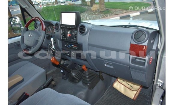 Buy Import Toyota Land Cruiser Other Car in Import - Dubai in Region of Bouenza Buy Import Toyota Land Cruiser Other Car in Import - Dubai in Region of Bouenza