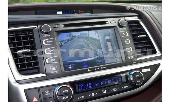 Buy Import Toyota Highlander Black Car in Import - Dubai in Region of Bouenza Buy Import Toyota Highlander Black Car in Import - Dubai in Region of Bouenza