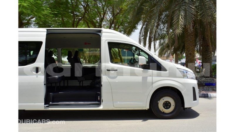 Big with watermark toyota hiace r%c3%a9gion de la bouenza import dubai 2242