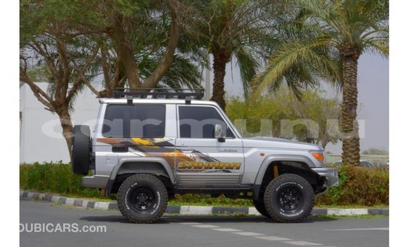 Buy Import Toyota Land Cruiser Other Car in Import - Dubai in Region of Bouenza Buy Import Toyota Land Cruiser Other Car in Import - Dubai in Region of Bouenza