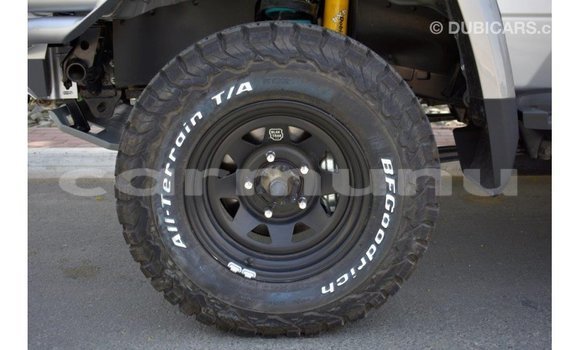 Buy Import Toyota Land Cruiser Other Car in Import - Dubai in Region of Bouenza Buy Import Toyota Land Cruiser Other Car in Import - Dubai in Region of Bouenza