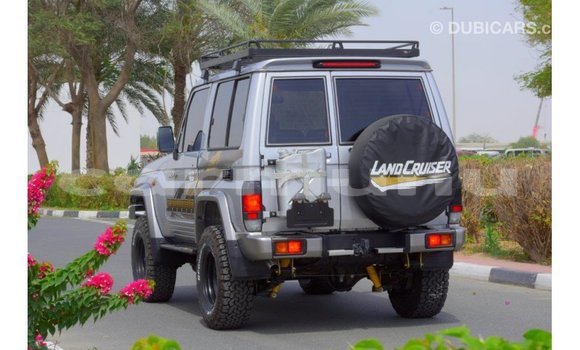 Buy Import Toyota Land Cruiser Other Car in Import - Dubai in Region of Bouenza Buy Import Toyota Land Cruiser Other Car in Import - Dubai in Region of Bouenza
