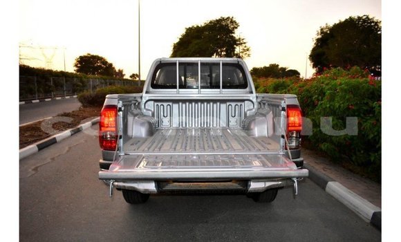 Buy Import Toyota Hilux Other Car in Import - Dubai in Region of Bouenza Buy Import Toyota Hilux Other Car in Import - Dubai in Region of Bouenza