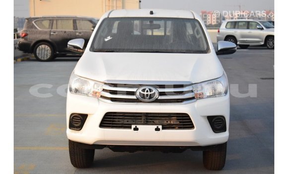 Buy Import Toyota Hilux White Car in Import - Dubai in Region of Bouenza Buy Import Toyota Hilux White Car in Import - Dubai in Region of Bouenza