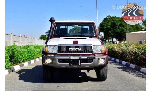 Buy Import Toyota Land Cruiser Red Car in Import - Dubai in Region of Bouenza Buy Import Toyota Land Cruiser Red Car in Import - Dubai in Region of Bouenza