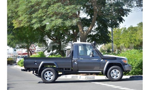 Buy Import Toyota Land Cruiser Other Car in Import - Dubai in Region of Bouenza Buy Import Toyota Land Cruiser Other Car in Import - Dubai in Region of Bouenza