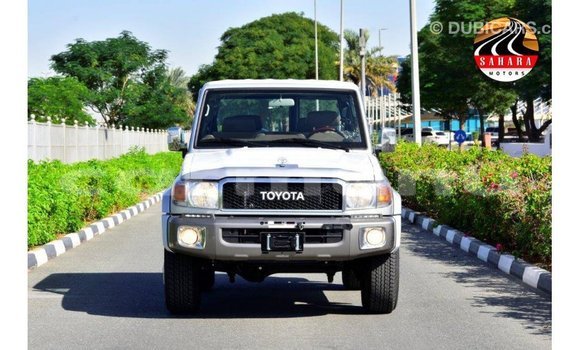 Buy Import Toyota Land Cruiser Other Car in Import - Dubai in Region of Bouenza Buy Import Toyota Land Cruiser Other Car in Import - Dubai in Region of Bouenza