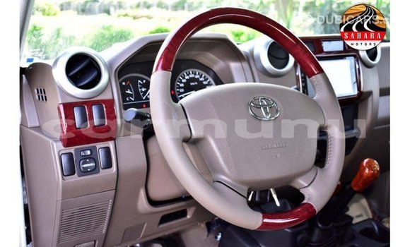 Buy Import Toyota Land Cruiser Other Car in Import - Dubai in Region of Bouenza Buy Import Toyota Land Cruiser Other Car in Import - Dubai in Region of Bouenza