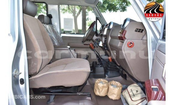 Buy Import Toyota Land Cruiser Other Car in Import - Dubai in Region of Bouenza Buy Import Toyota Land Cruiser Other Car in Import - Dubai in Region of Bouenza