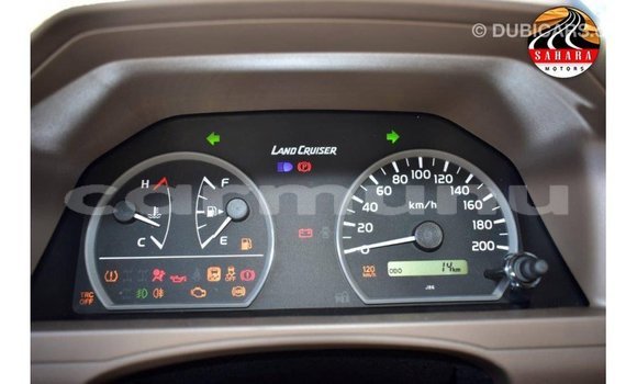 Buy Import Toyota Land Cruiser Other Car in Import - Dubai in Region of Bouenza Buy Import Toyota Land Cruiser Other Car in Import - Dubai in Region of Bouenza