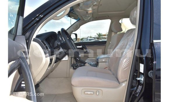 Buy Import Toyota Land Cruiser Black Car in Import - Dubai in Region of Bouenza Buy Import Toyota Land Cruiser Black Car in Import - Dubai in Region of Bouenza