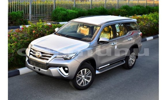 Buy Import Toyota Fortuner Other Car in Import - Dubai in Region of Bouenza Buy Import Toyota Fortuner Other Car in Import - Dubai in Region of Bouenza