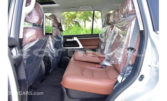 Buy Import Toyota Land Cruiser Other Car in Import - Dubai in Region of Bouenza Buy Import Toyota Land Cruiser Other Car in Import - Dubai in Region of Bouenza