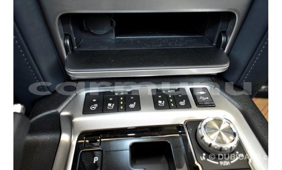 Buy Import Toyota Land Cruiser Other Car in Import - Dubai in Region of Bouenza Buy Import Toyota Land Cruiser Other Car in Import - Dubai in Region of Bouenza
