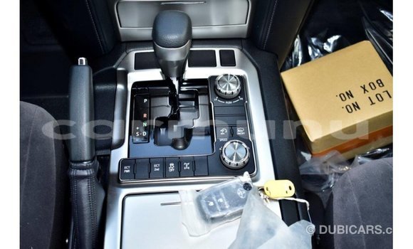 Buy Import Toyota Land Cruiser Black Car in Import - Dubai in Region of Bouenza Buy Import Toyota Land Cruiser Black Car in Import - Dubai in Region of Bouenza