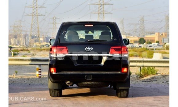 Buy Import Toyota Land Cruiser Black Car in Import - Dubai in Region of Bouenza Buy Import Toyota Land Cruiser Black Car in Import - Dubai in Region of Bouenza