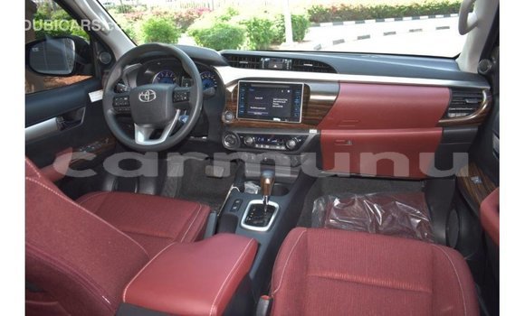 Buy Import Toyota Hilux Black Car in Import - Dubai in Region of Bouenza Buy Import Toyota Hilux Black Car in Import - Dubai in Region of Bouenza
