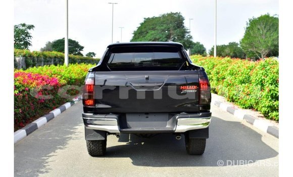 Buy Import Toyota Hilux Black Car in Import - Dubai in Region of Bouenza Buy Import Toyota Hilux Black Car in Import - Dubai in Region of Bouenza