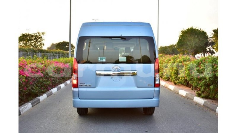 Big with watermark toyota hiace r%c3%a9gion de la bouenza import dubai 2261