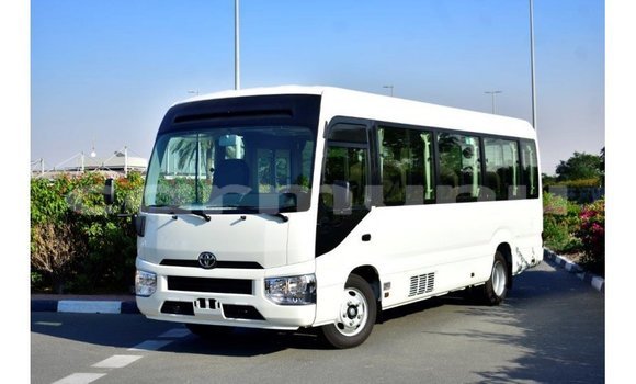 Buy Import Toyota Coaster White Car in Import - Dubai in Region of Bouenza Buy Import Toyota Coaster White Car in Import - Dubai in Region of Bouenza