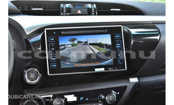 Buy Import Toyota Hilux White Car in Import - Dubai in Region of Bouenza Buy Import Toyota Hilux White Car in Import - Dubai in Region of Bouenza