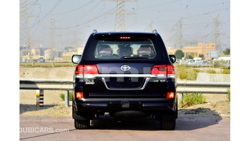 Big with watermark toyota land cruiser r%c3%a9gion de la bouenza import dubai 2267