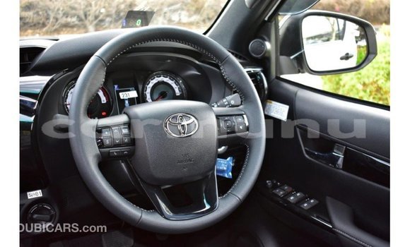 Buy Import Toyota Hilux White Car in Import - Dubai in Region of Bouenza Buy Import Toyota Hilux White Car in Import - Dubai in Region of Bouenza