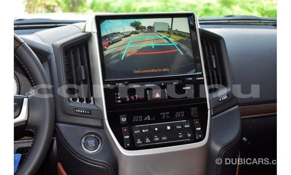 Buy Import Toyota Land Cruiser Black Car in Import - Dubai in Region of Bouenza Buy Import Toyota Land Cruiser Black Car in Import - Dubai in Region of Bouenza
