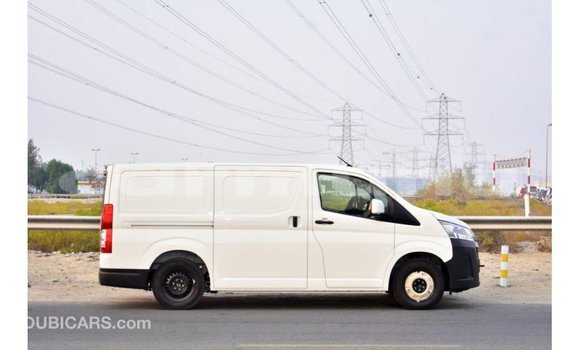 Buy Import Toyota Hiace White Car in Import - Dubai in Region of Bouenza Buy Import Toyota Hiace White Car in Import - Dubai in Region of Bouenza