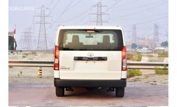 Buy Import Toyota Hiace White Car in Import - Dubai in Region of Bouenza Buy Import Toyota Hiace White Car in Import - Dubai in Region of Bouenza