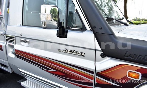 Buy Import Toyota Land Cruiser Other Car in Import - Dubai in Region of Bouenza Buy Import Toyota Land Cruiser Other Car in Import - Dubai in Region of Bouenza