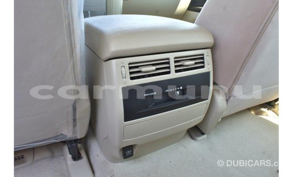Buy Import Toyota Land Cruiser White Car in Import - Dubai in Region of Bouenza Buy Import Toyota Land Cruiser White Car in Import - Dubai in Region of Bouenza