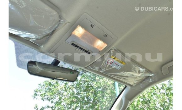 Buy Import Toyota Land Cruiser White Car in Import - Dubai in Region of Bouenza Buy Import Toyota Land Cruiser White Car in Import - Dubai in Region of Bouenza