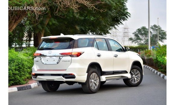 Buy Import Toyota Fortuner White Car in Import - Dubai in Region of Bouenza Buy Import Toyota Fortuner White Car in Import - Dubai in Region of Bouenza