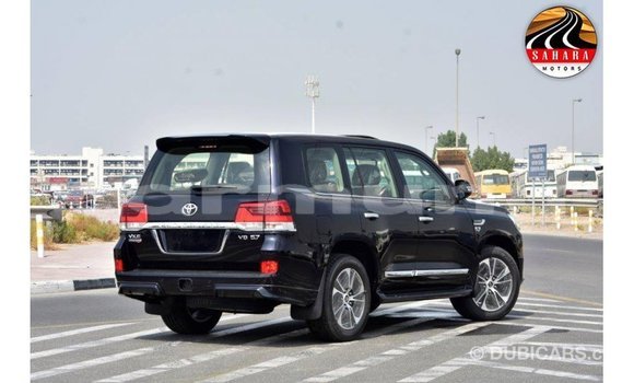 Buy Import Toyota Land Cruiser Black Car in Import - Dubai in Region of Bouenza Buy Import Toyota Land Cruiser Black Car in Import - Dubai in Region of Bouenza