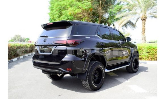 Buy Import Toyota Fortuner Black Car in Import - Dubai in Region of Bouenza Buy Import Toyota Fortuner Black Car in Import - Dubai in Region of Bouenza